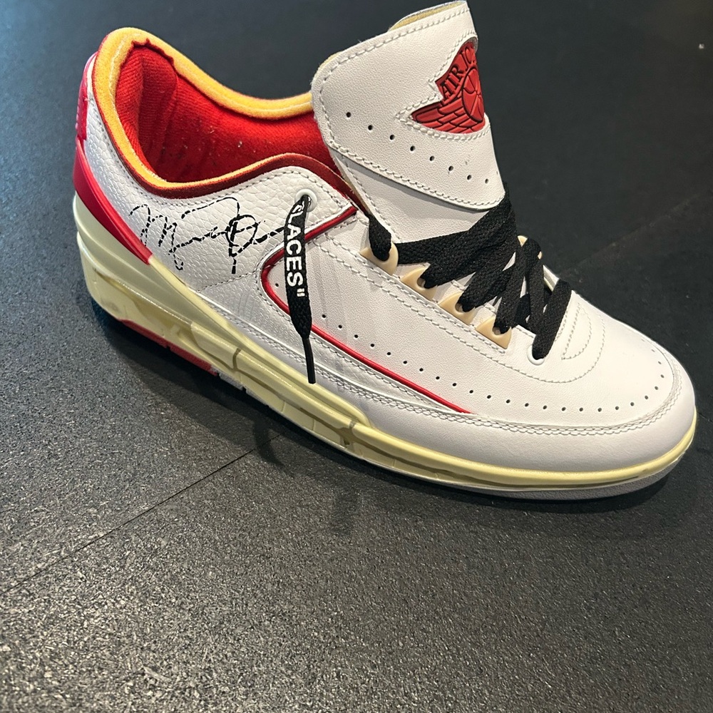 Off-White White and Red Men's Sneakers with Black Laces